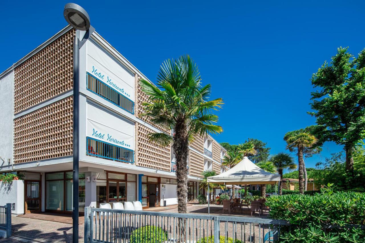 Hotel Horizonte Бибионе Екстериор снимка