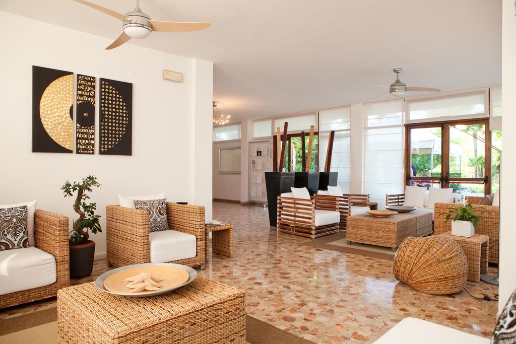 Hotel Horizonte Бибионе Екстериор снимка